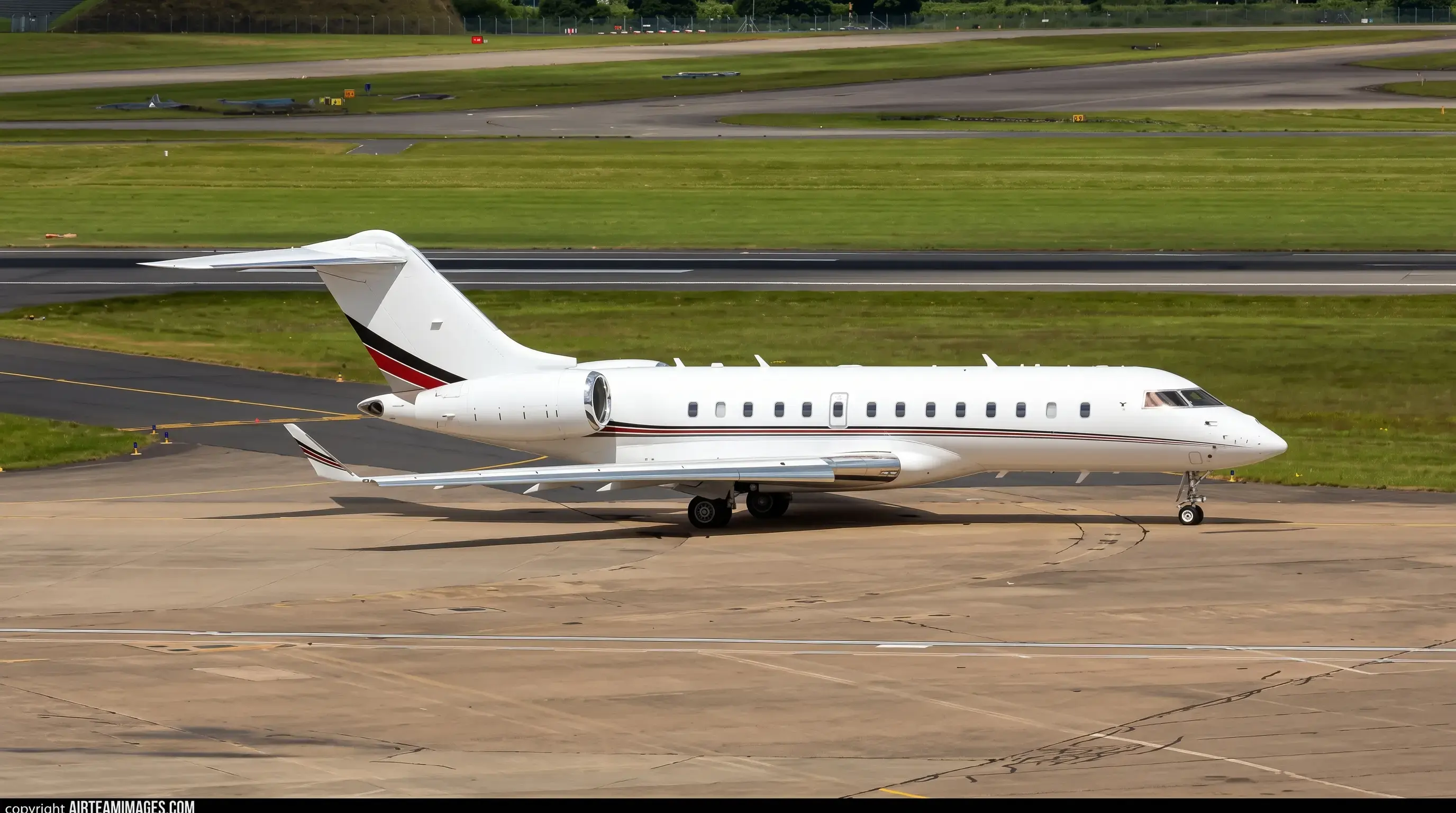 Bombardier Global 5500