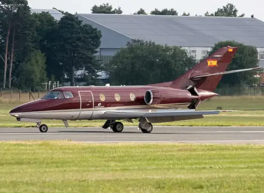 Dassault Falcon 100