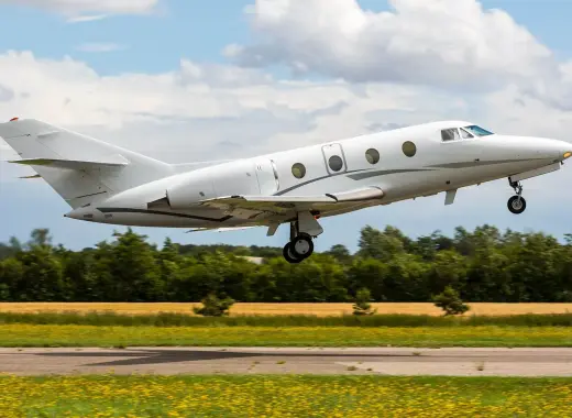 Dassault Falcon 100