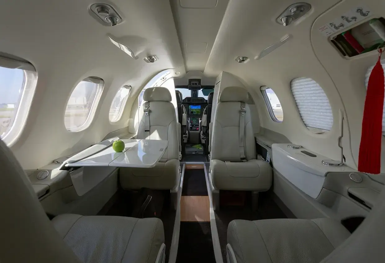 Embraer Phenom 100