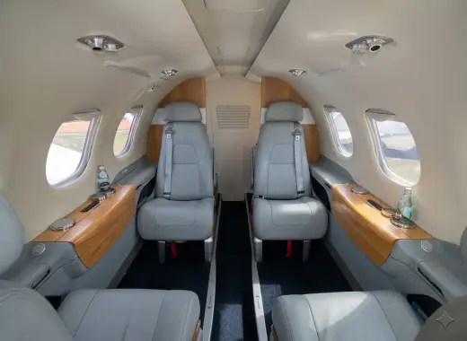Embraer Phenom 100