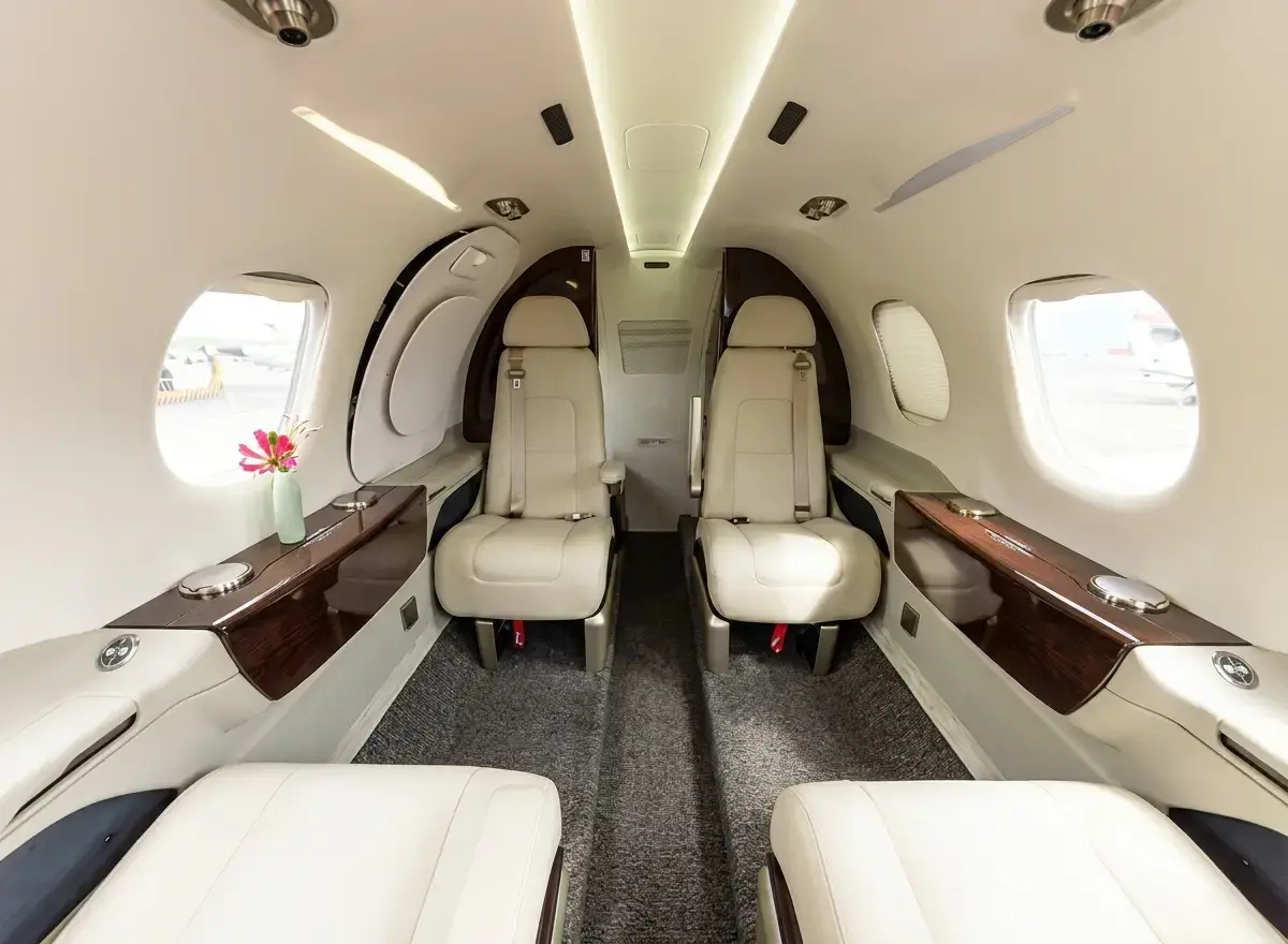 Embraer Phenom 100