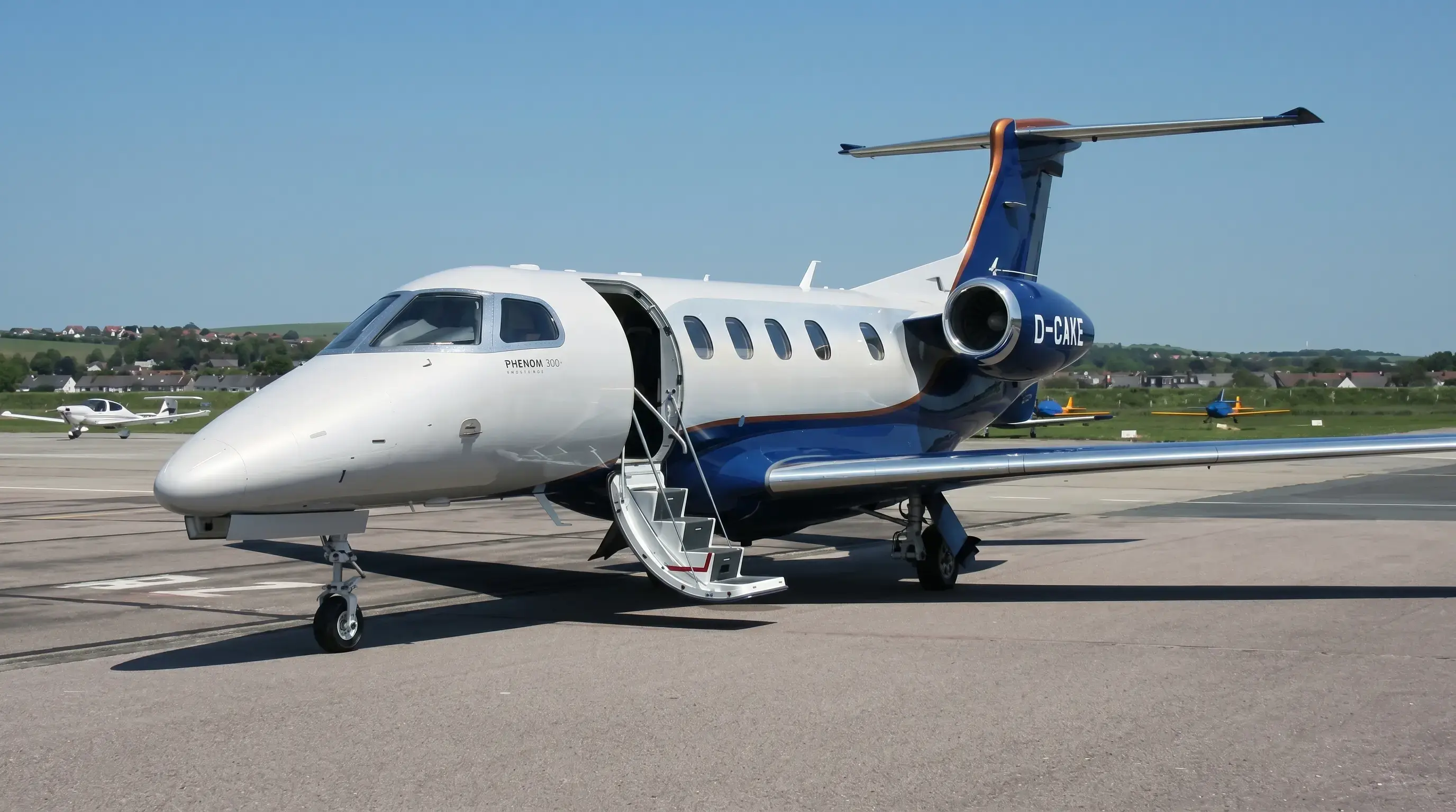 Embraer Phenom 300
