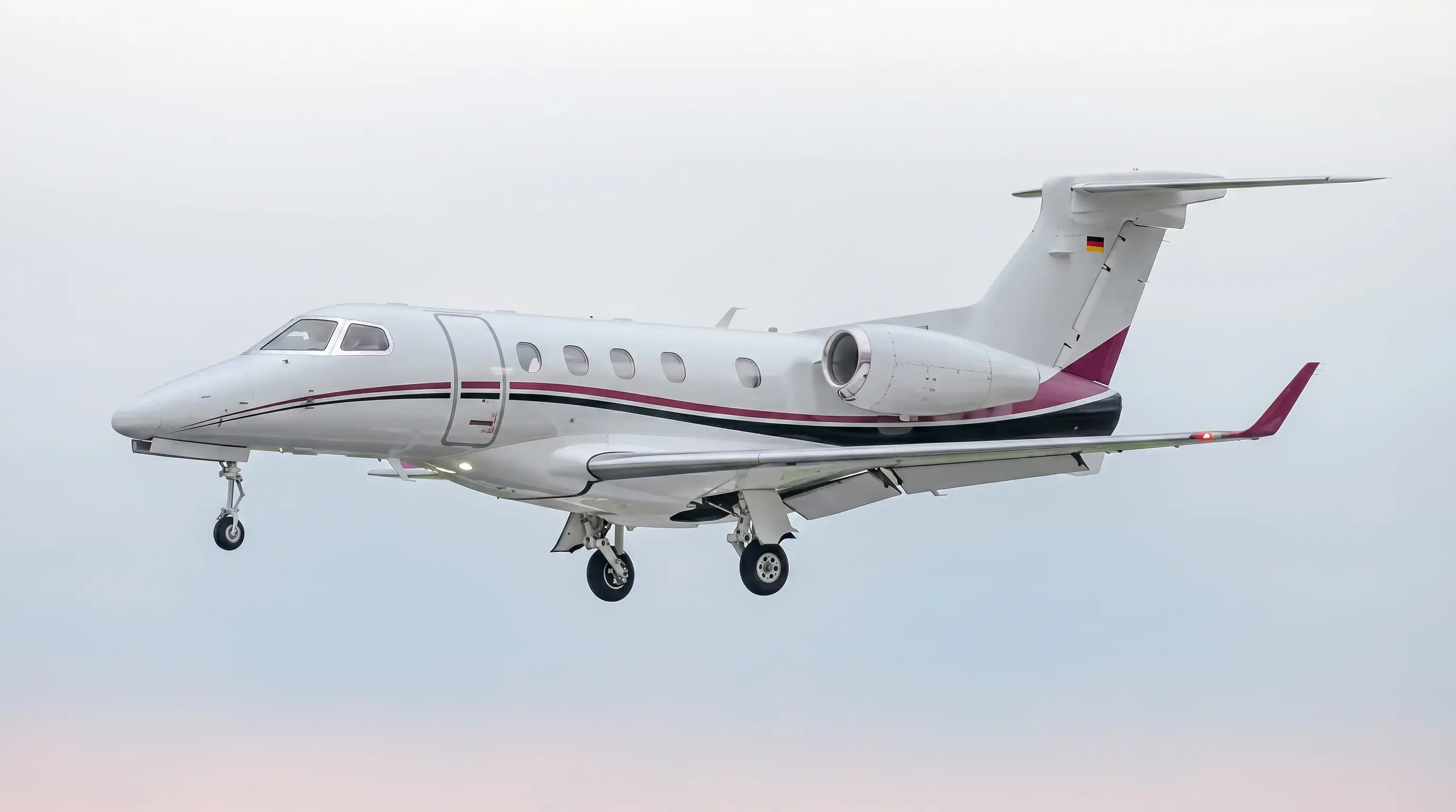 Embraer Phenom 300