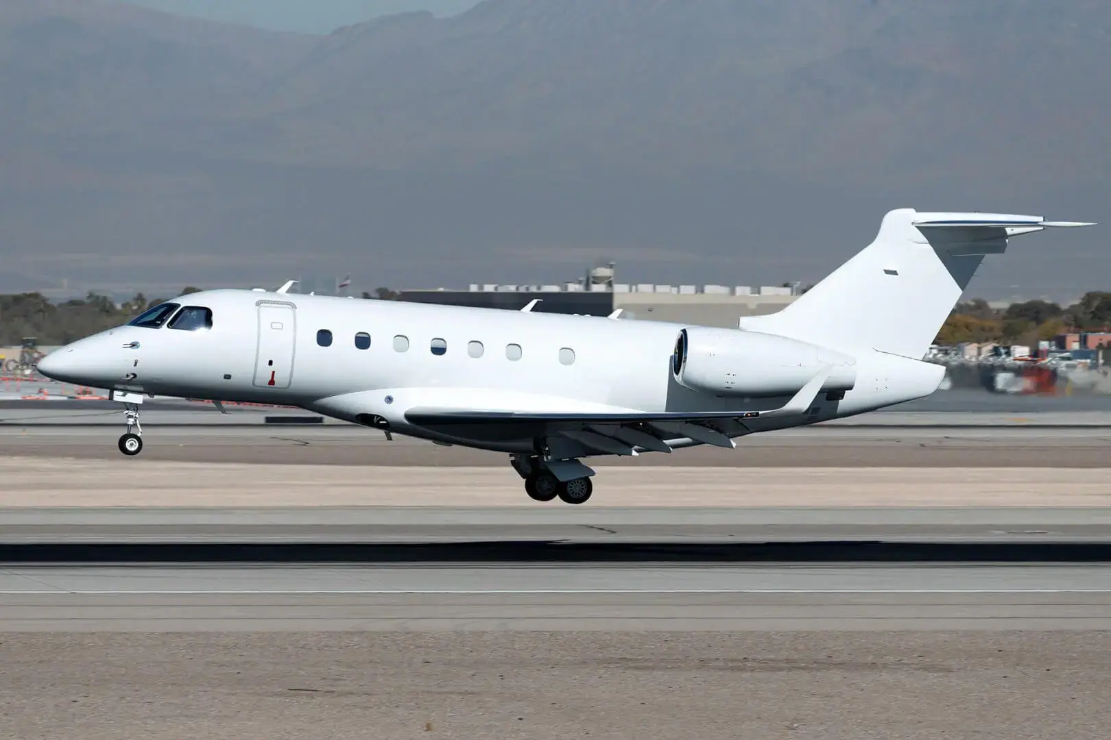 Embraer Legacy 500